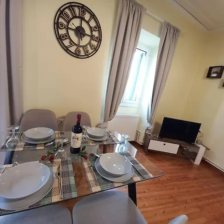 Tenedos Old Town Apartament